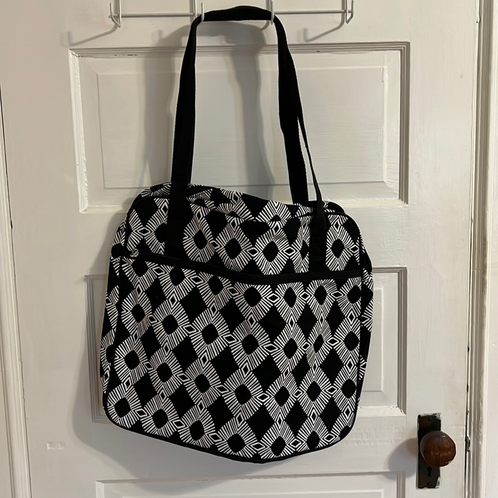 Thirty-one Away For The Weekend in Diamond Geo. NWT